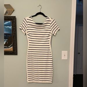 Banana Republic fitted dress with stretch - Striped Navy and White